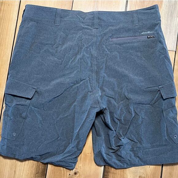 Eddie Bauer Flexion Amphib Shorts Men's 38 grey Zip Pocket Outdoor Cargo - Picture 2 of 6